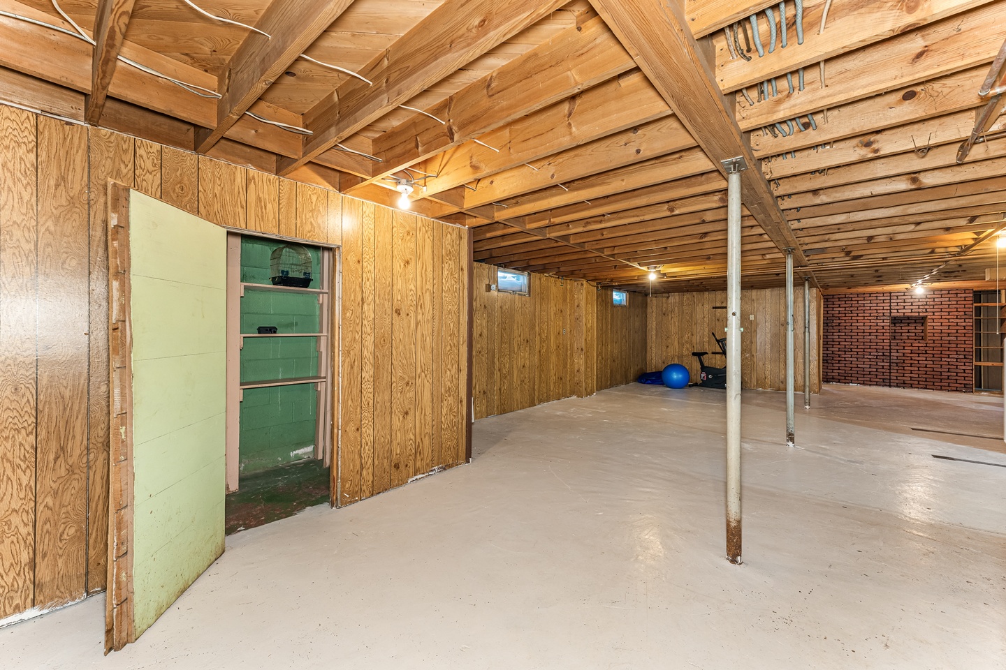 Mercer, Wisconsin, 54547, United States, 3 Bedrooms Bedrooms, ,2 BathroomsBathrooms,Residential,For Sale,2007529