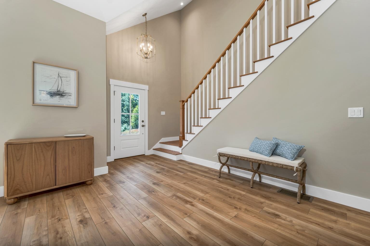 Laconia, New Hampshire, 03246, United States, 3 Bedrooms Bedrooms, ,3 BathroomsBathrooms,Residential,For Sale,1932606