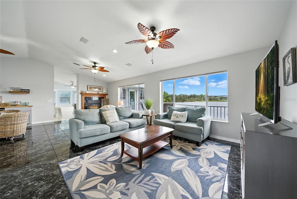 Crystal River, Florida, 34429, United States, 4 Bedrooms Bedrooms, ,3 BathroomsBathrooms,Residential,For Sale,1978566