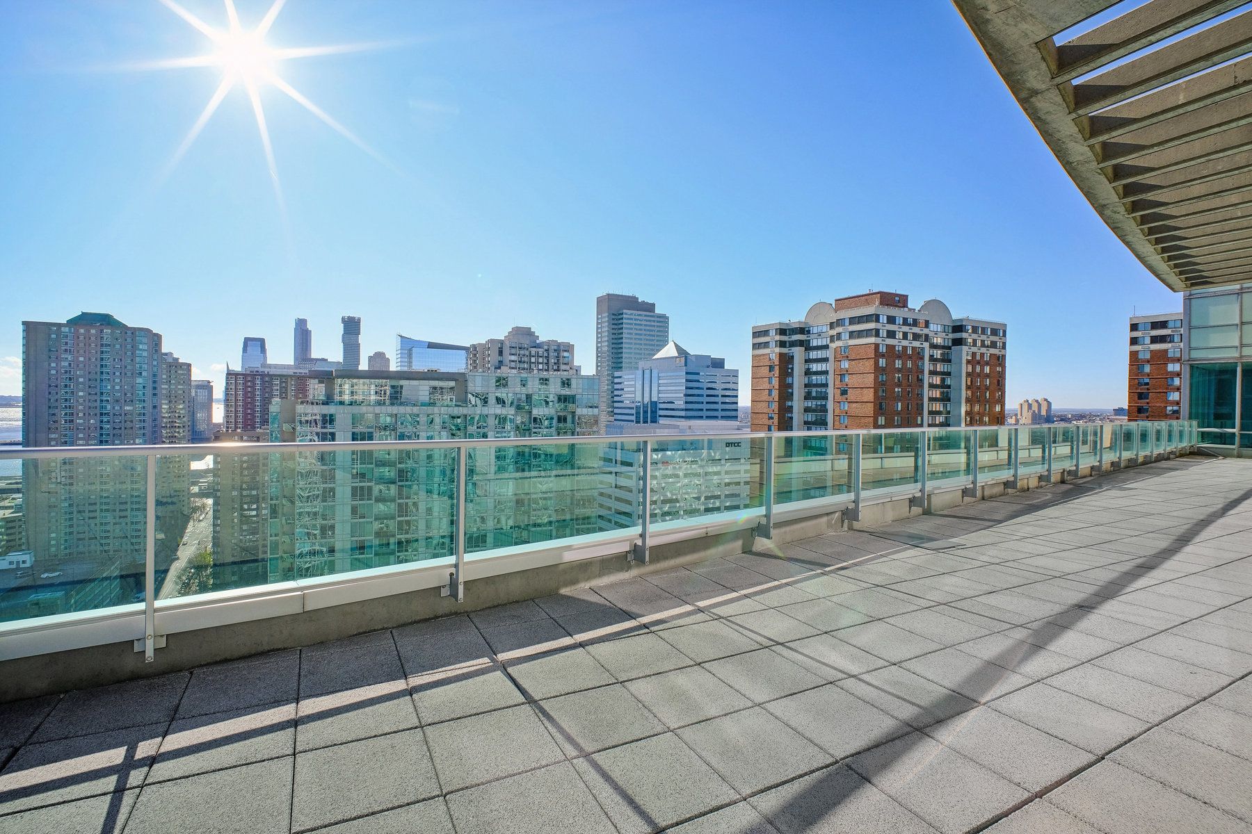  1 Shore Lane  #911, Jersey City, NJ 07302 - 物件實景