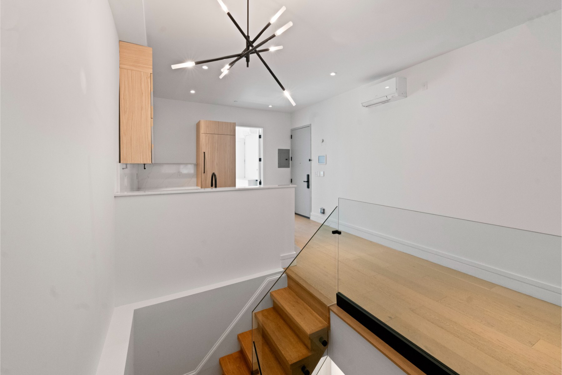  499 Van Buren St. 1, Brooklyn, NY, 11221 - 物件實景