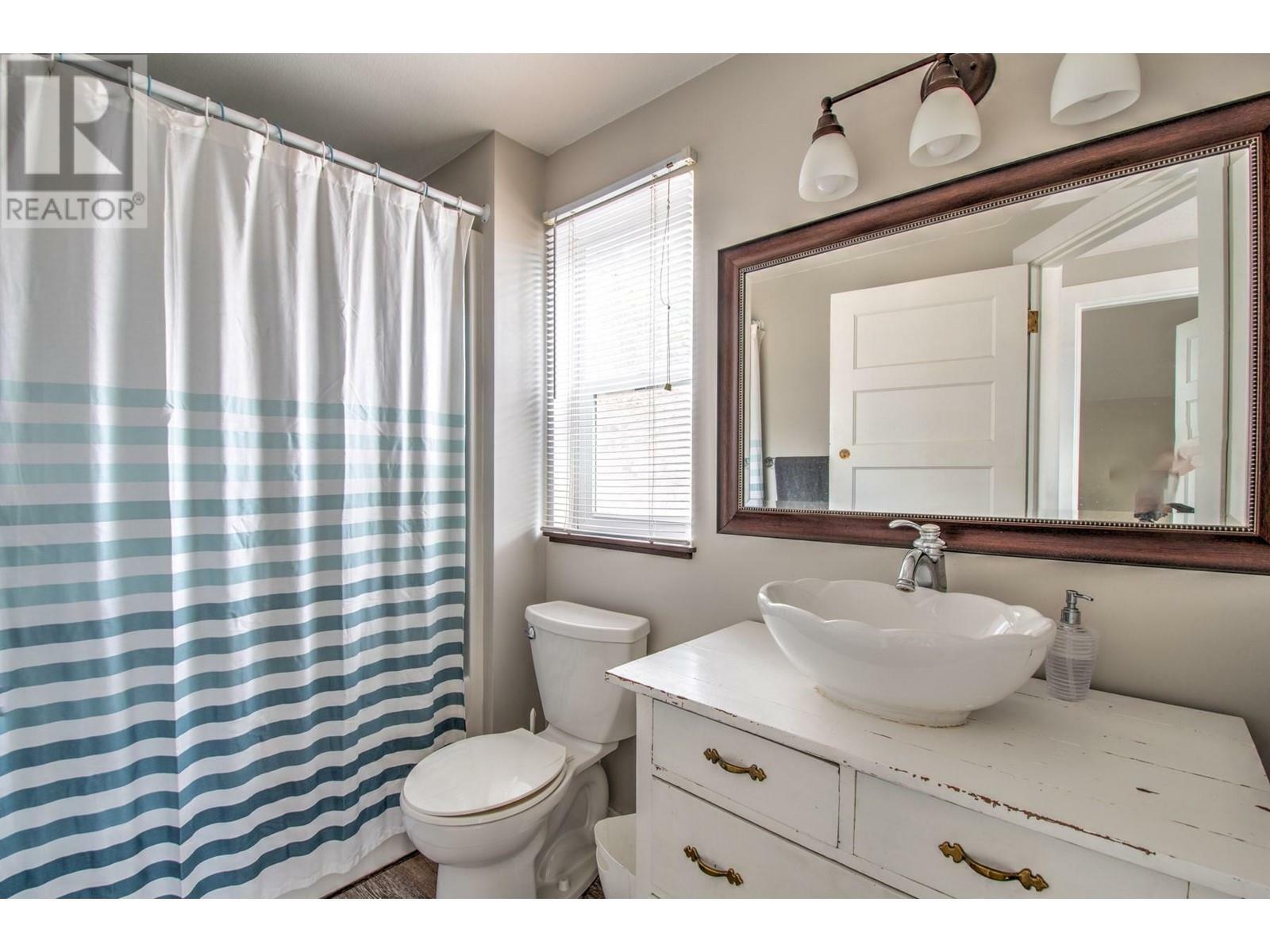 VERNON, British Columbia, V1H 2B9, CA, 3 Bedrooms Bedrooms, ,2 BathroomsBathrooms,Residential,For Sale,1836897