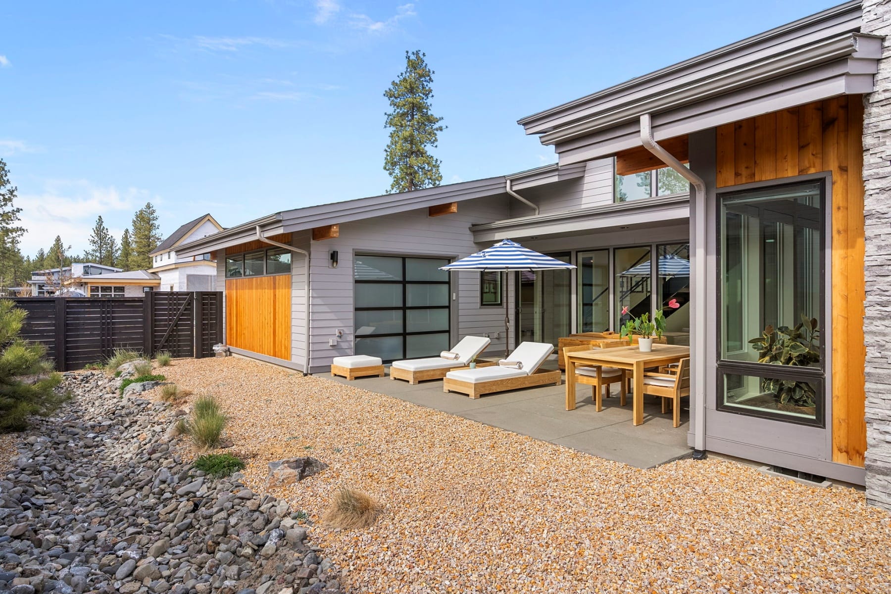  3202 NW Strickland Way Bend, OR 97703 - 物件實景