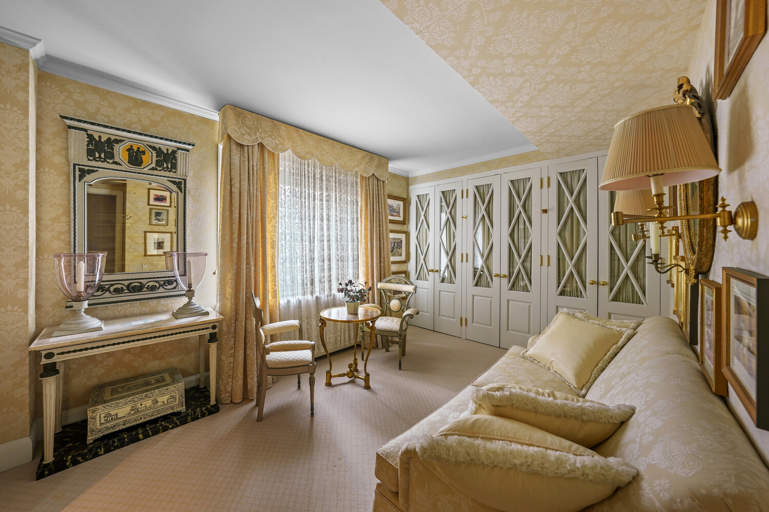 New York City, New York, 10022, United States, 3 Bedrooms Bedrooms, ,3 BathroomsBathrooms,Residential,For Sale,1941627