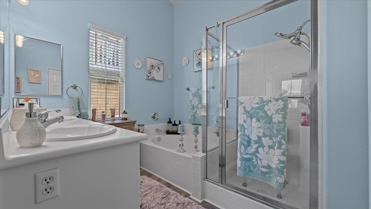 Moreno Valley, California, 92555, United States, 3 Bedrooms Bedrooms, ,2 BathroomsBathrooms,Residential,For Sale,1975408