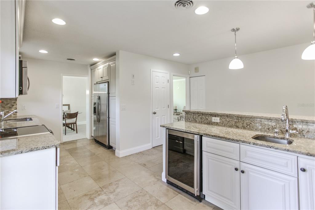 Winter Park, Florida, 32792, United States, 4 Bedrooms Bedrooms, ,2 BathroomsBathrooms,Residential,For Sale,1991999