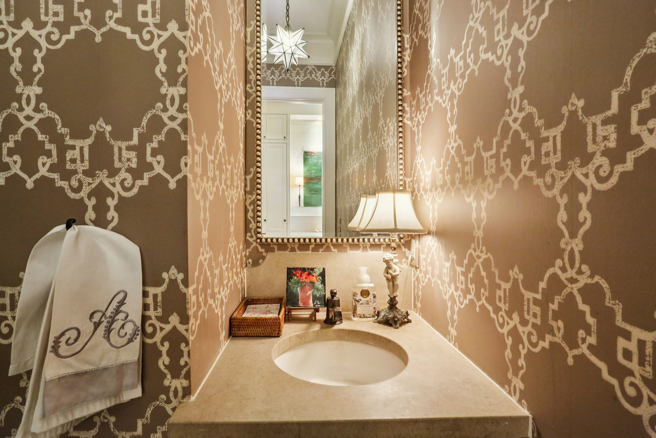  Exceptional Garden Hills Townhome Combines Luxury, Location and Lifestyle - 物件實景