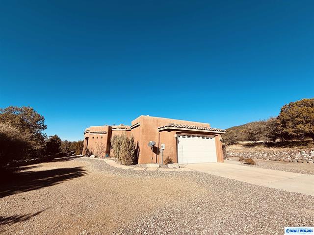 Silver City, New Mexico, 88061, United States, 3 Bedrooms Bedrooms, ,Residential,For Sale,2005156