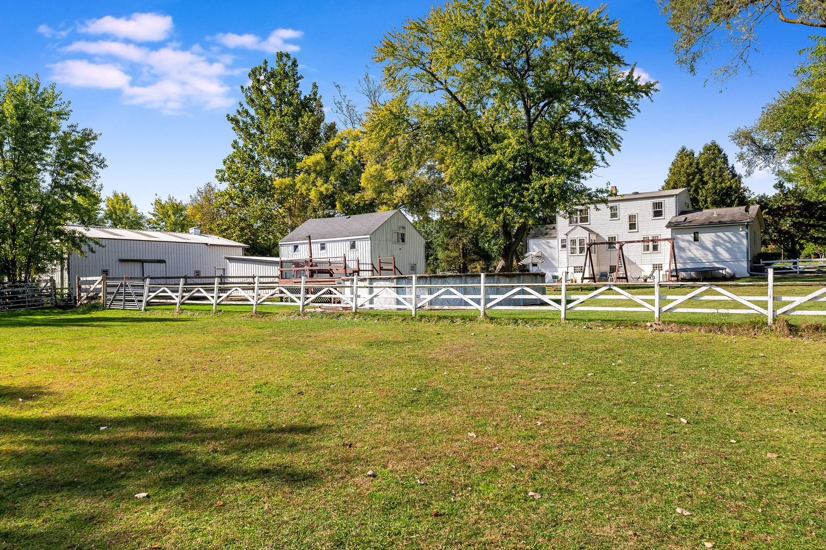 Naperville, Illinois, 60563, United States, 3 Bedrooms Bedrooms, ,3 BathroomsBathrooms,Residential,For Sale,1982481