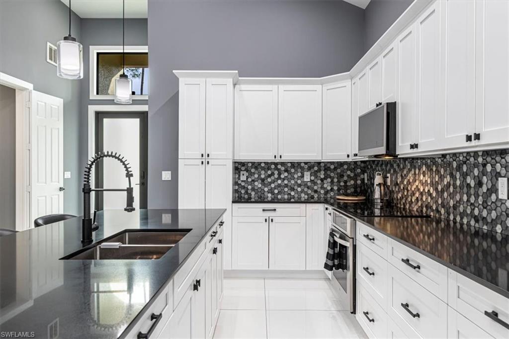 Naples, Florida, 34117, United States, 3 Bedrooms Bedrooms, ,3 BathroomsBathrooms,Residential,For Sale,1993020