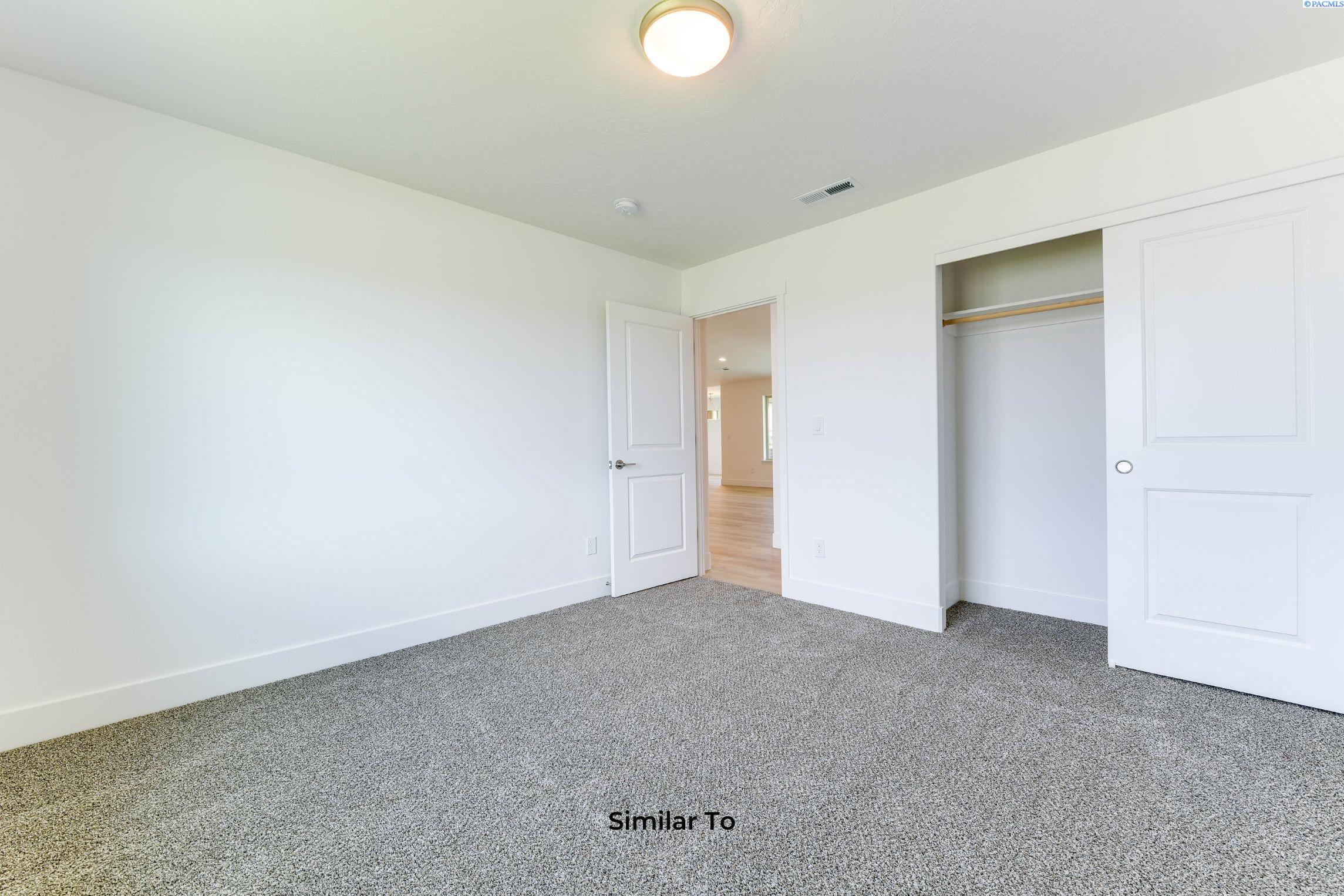 Kennewick, Washington, 99338, United States, 3 Bedrooms Bedrooms, ,1 BathroomBathrooms,Residential,For Sale,1901693