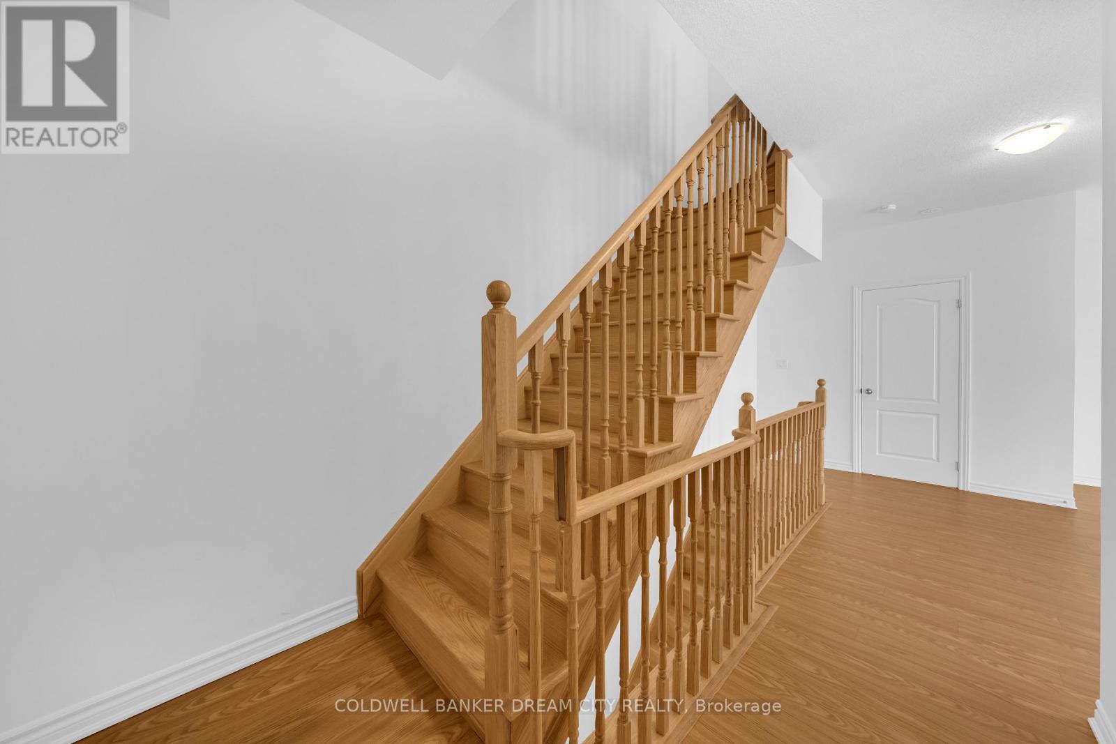 CALEDON, Ontario, L7C 4L6, CA, 3 Bedrooms Bedrooms, ,2 BathroomsBathrooms,Residential,For Sale,1891289