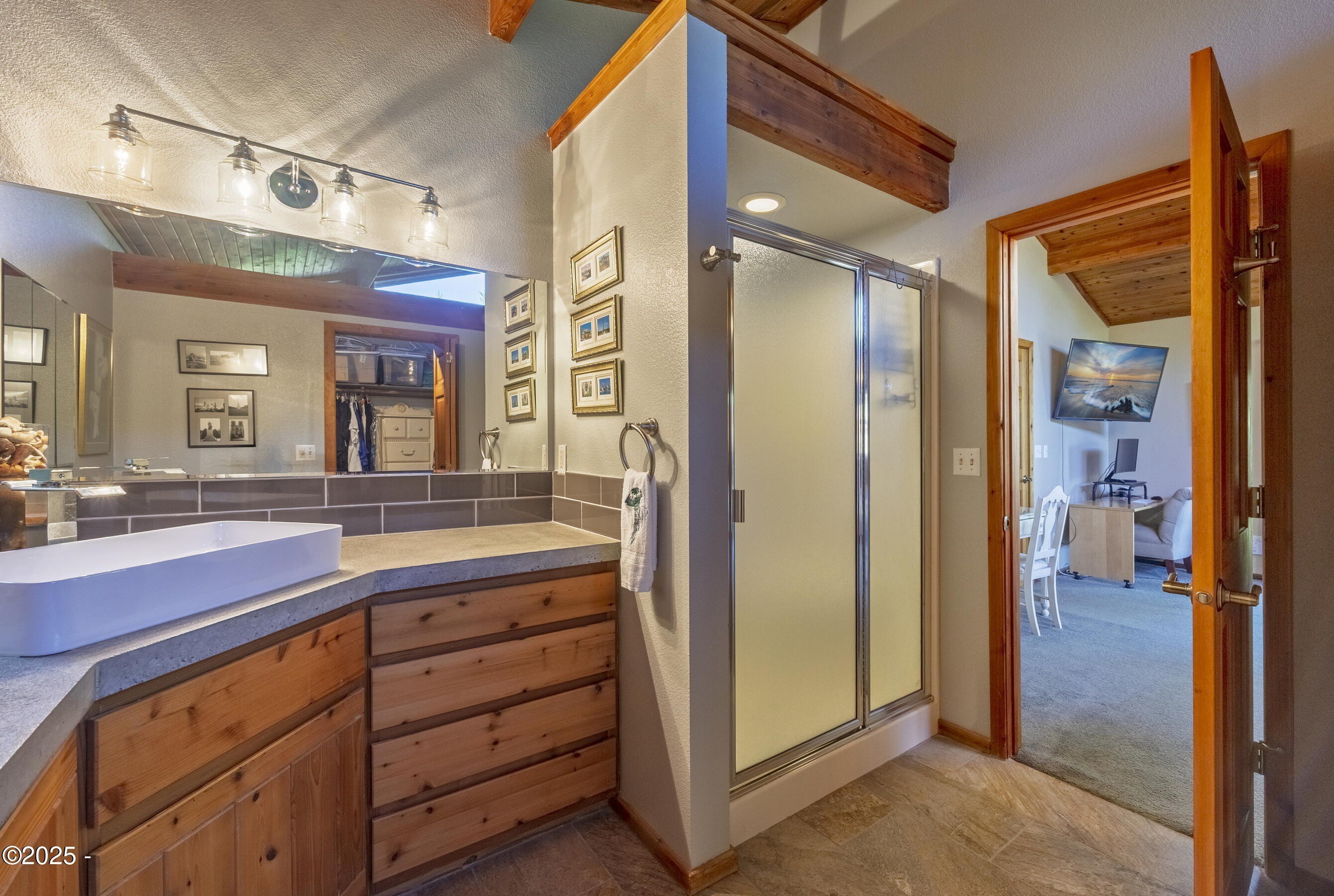 Otis, Oregon, 97368, United States, 4 Bedrooms Bedrooms, ,Residential,For Sale,1927199