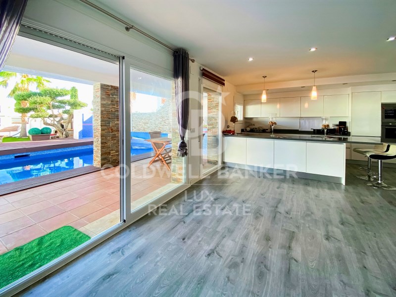 Girona, Empuriabrava, Tordera - Fluvi? - Llobregat, Empuriabrava, Catalonia, ES, 4 Bedrooms Bedrooms, ,4 BathroomsBathrooms,Residential,For Sale,Girona, Empuriabrava, Tordera - Fluvi? - Llobregat,1614036
