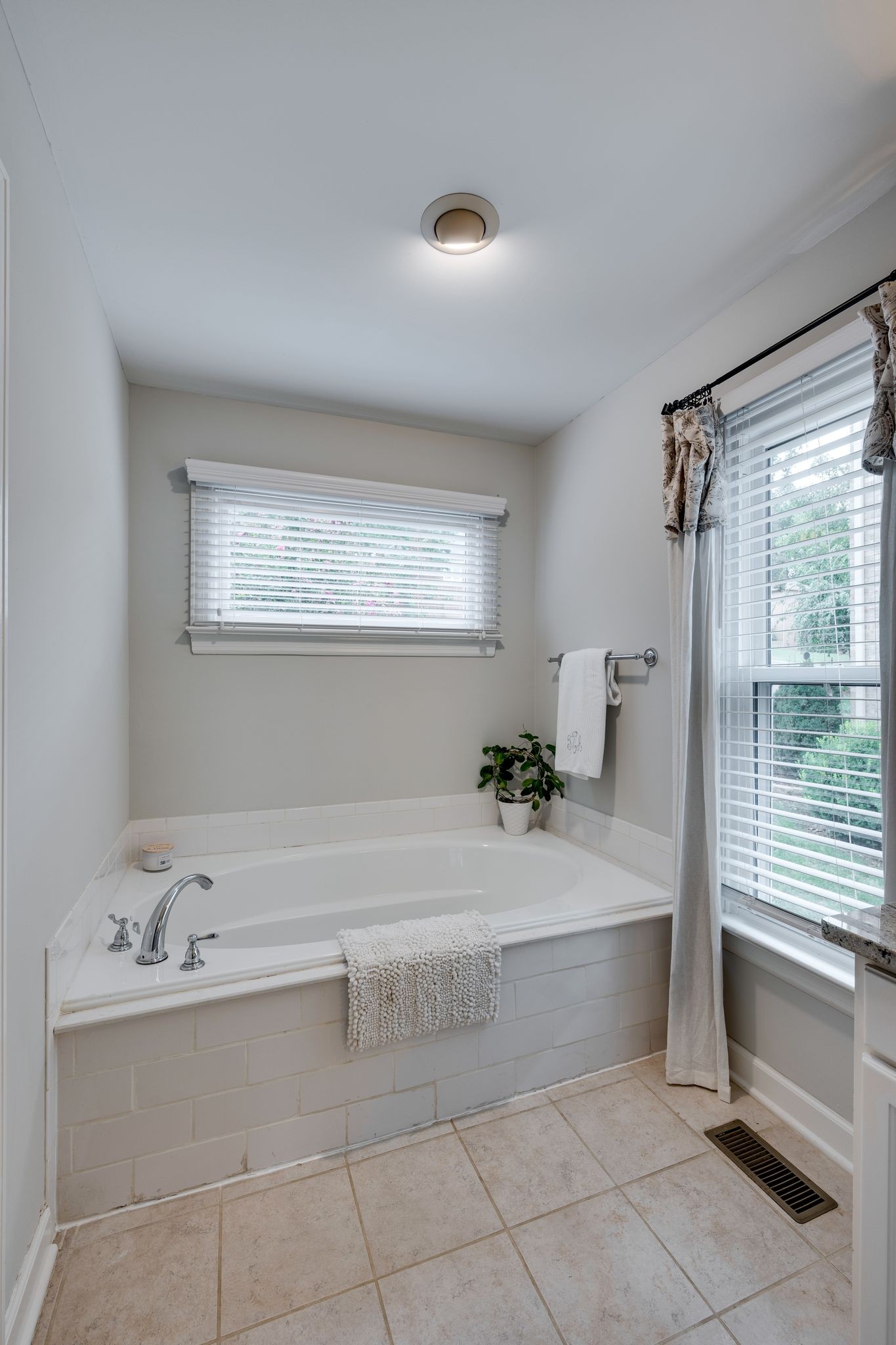  225 Andover Way, Nashville, TN, 37221 - 物件實景