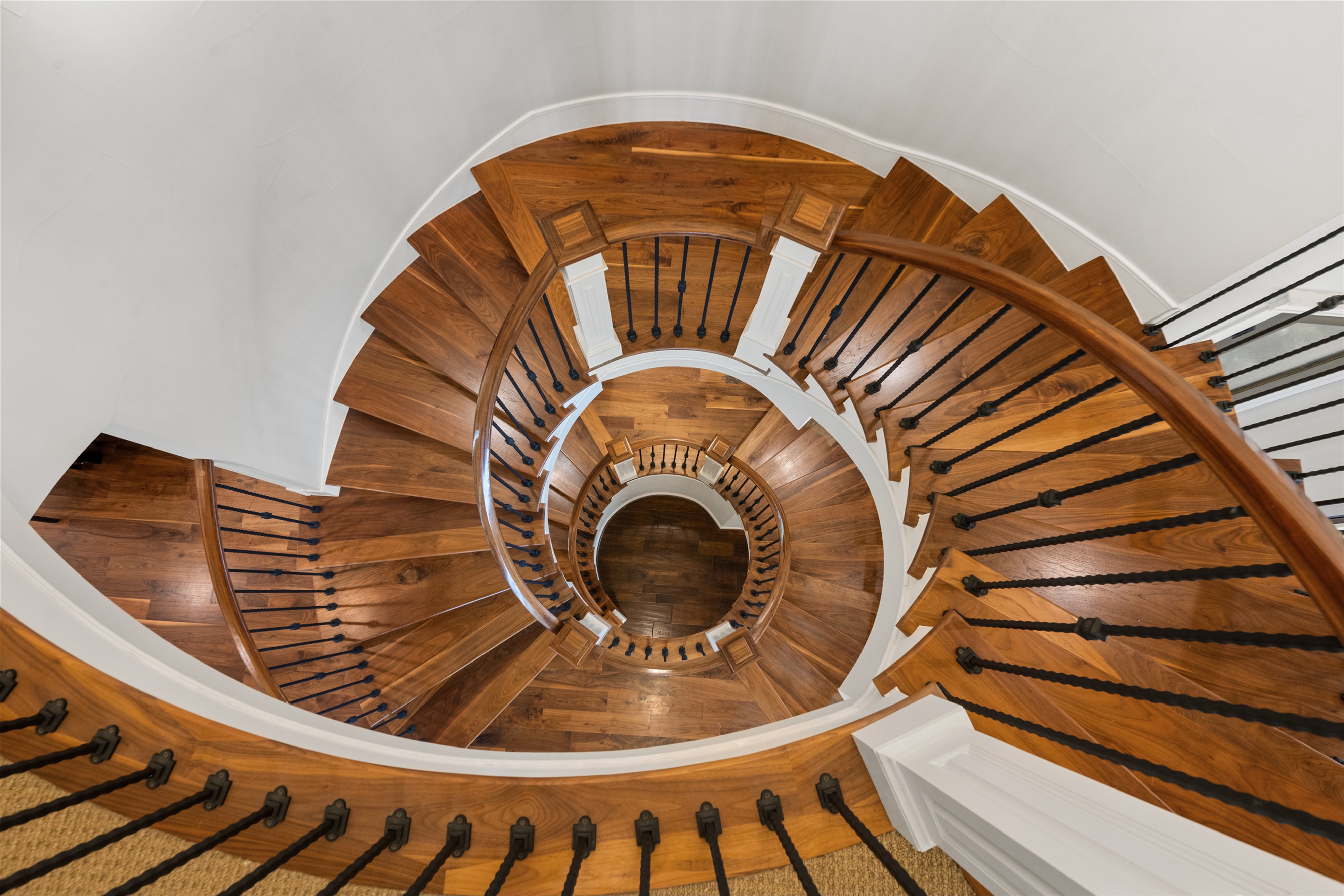  Remarkable Custom Residence - 物件實景