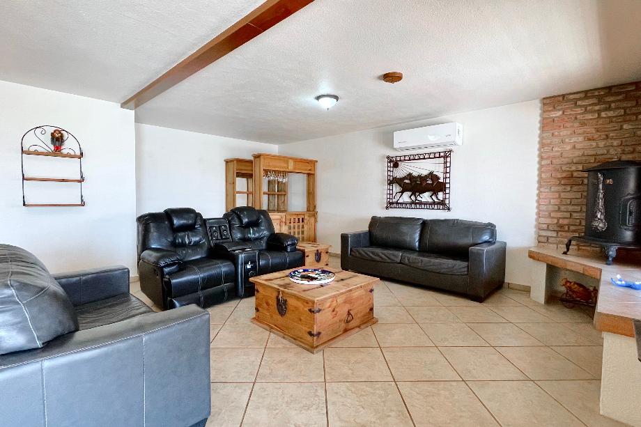 Guaymas, Sonora, 85506, Mexico, 4 Bedrooms Bedrooms, ,2 BathroomsBathrooms,Residential,For Sale,1918784