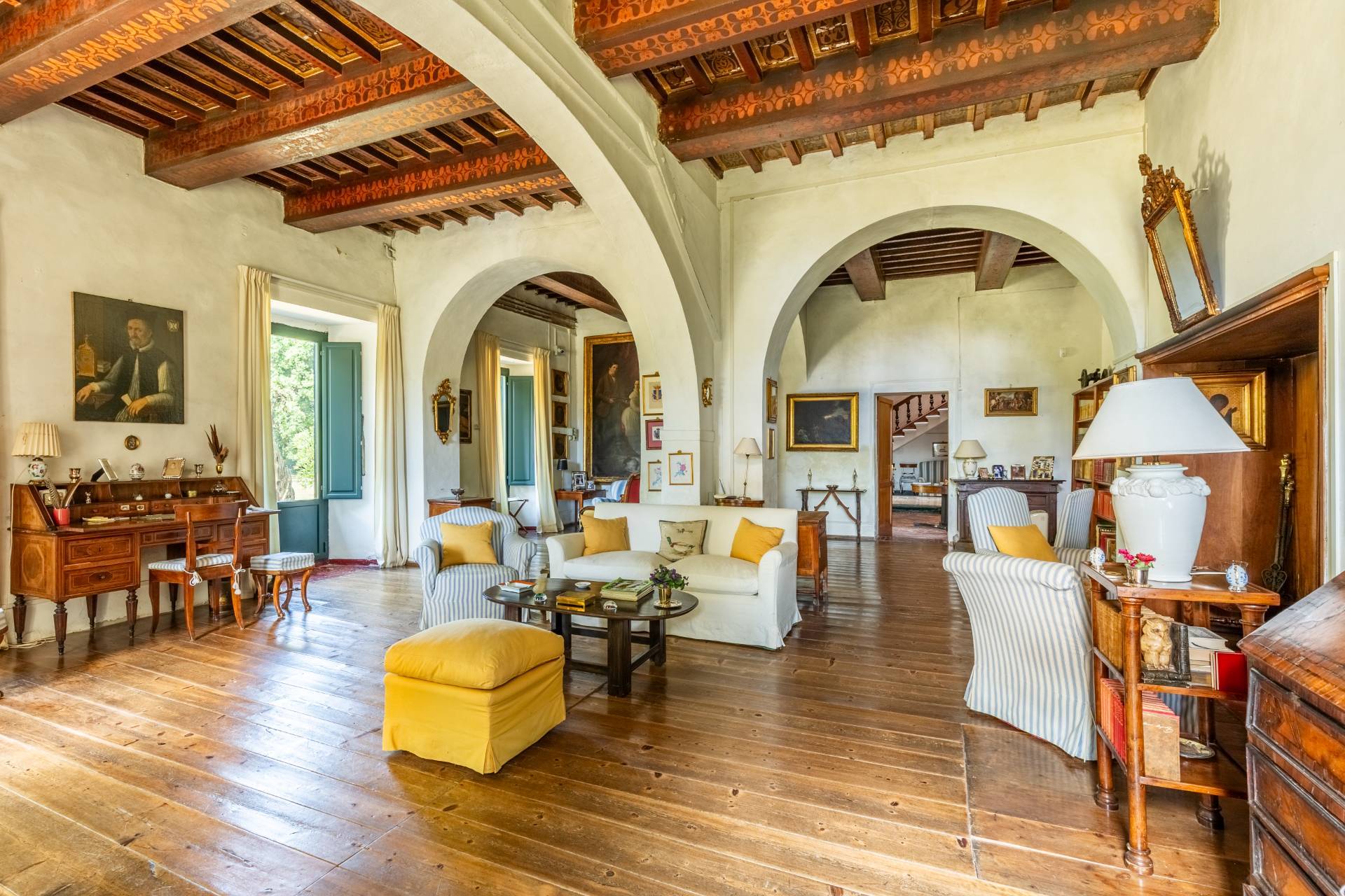 Perugia, Perugia, 06100, IT, 18 Bedrooms Bedrooms, ,5 BathroomsBathrooms,Residential,For Sale,1907420