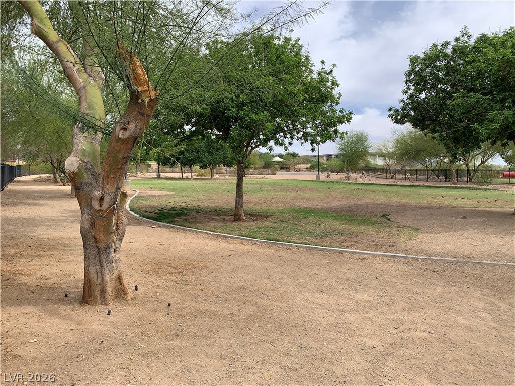 Henderson, Nevada, 89015, United States, 5 Bedrooms Bedrooms, ,2 BathroomsBathrooms,Residential,For Sale,1976773