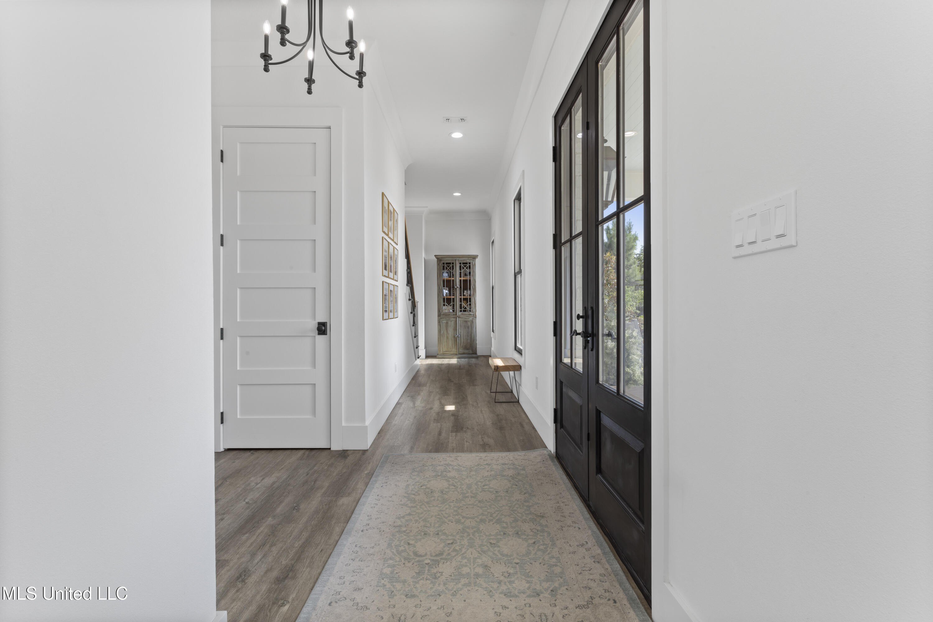 Biloxi, Mississippi, 39531, United States, 4 Bedrooms Bedrooms, ,4 BathroomsBathrooms,Residential,For Sale,1978703