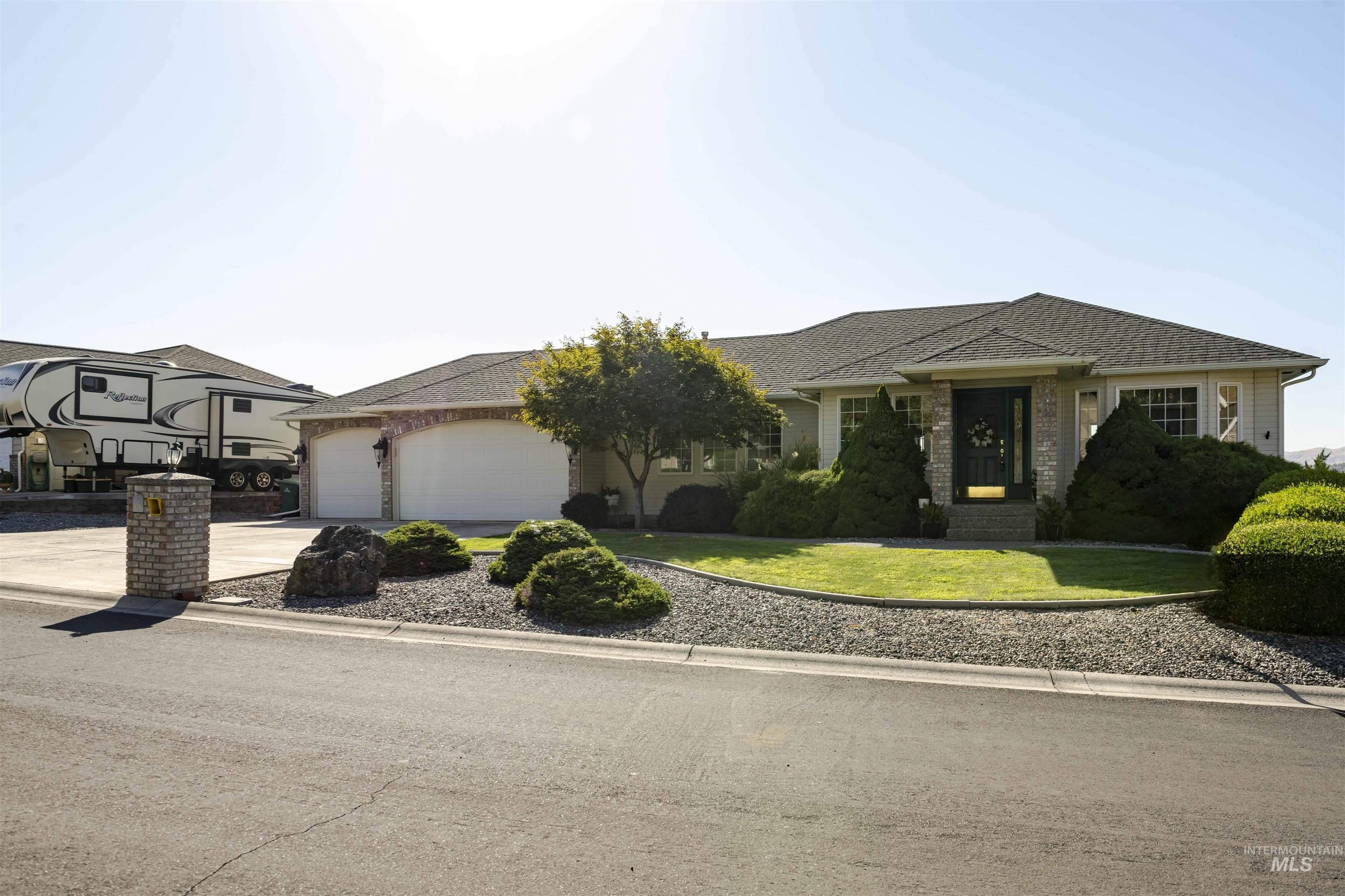 Lewiston, Idaho, 83501, United States, 4 Bedrooms Bedrooms, ,3 BathroomsBathrooms,Residential,For Sale,1936984