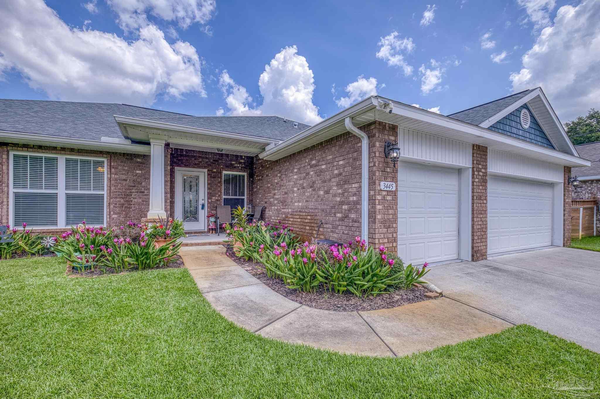 Navarre, Florida, 32566, United States, 4 Bedrooms Bedrooms, ,3 BathroomsBathrooms,Residential,For Sale,1924675