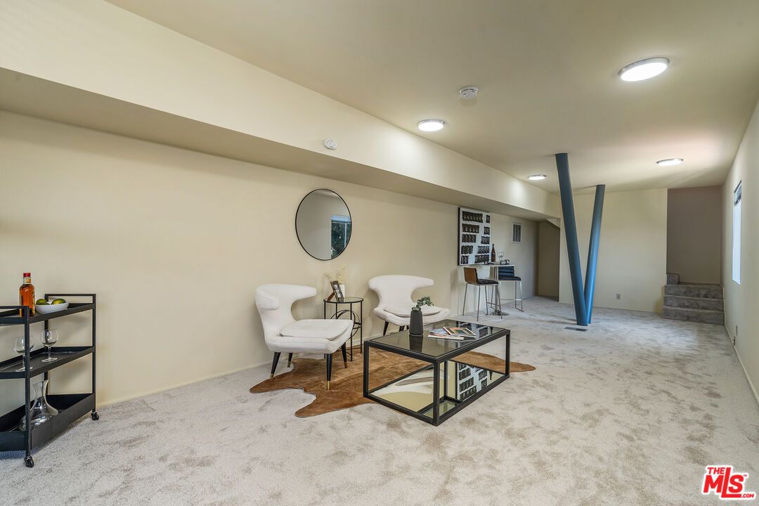 Los Angeles, California, 90027, United States, 3 Bedrooms Bedrooms, ,3 BathroomsBathrooms,Residential,For Sale,1866547
