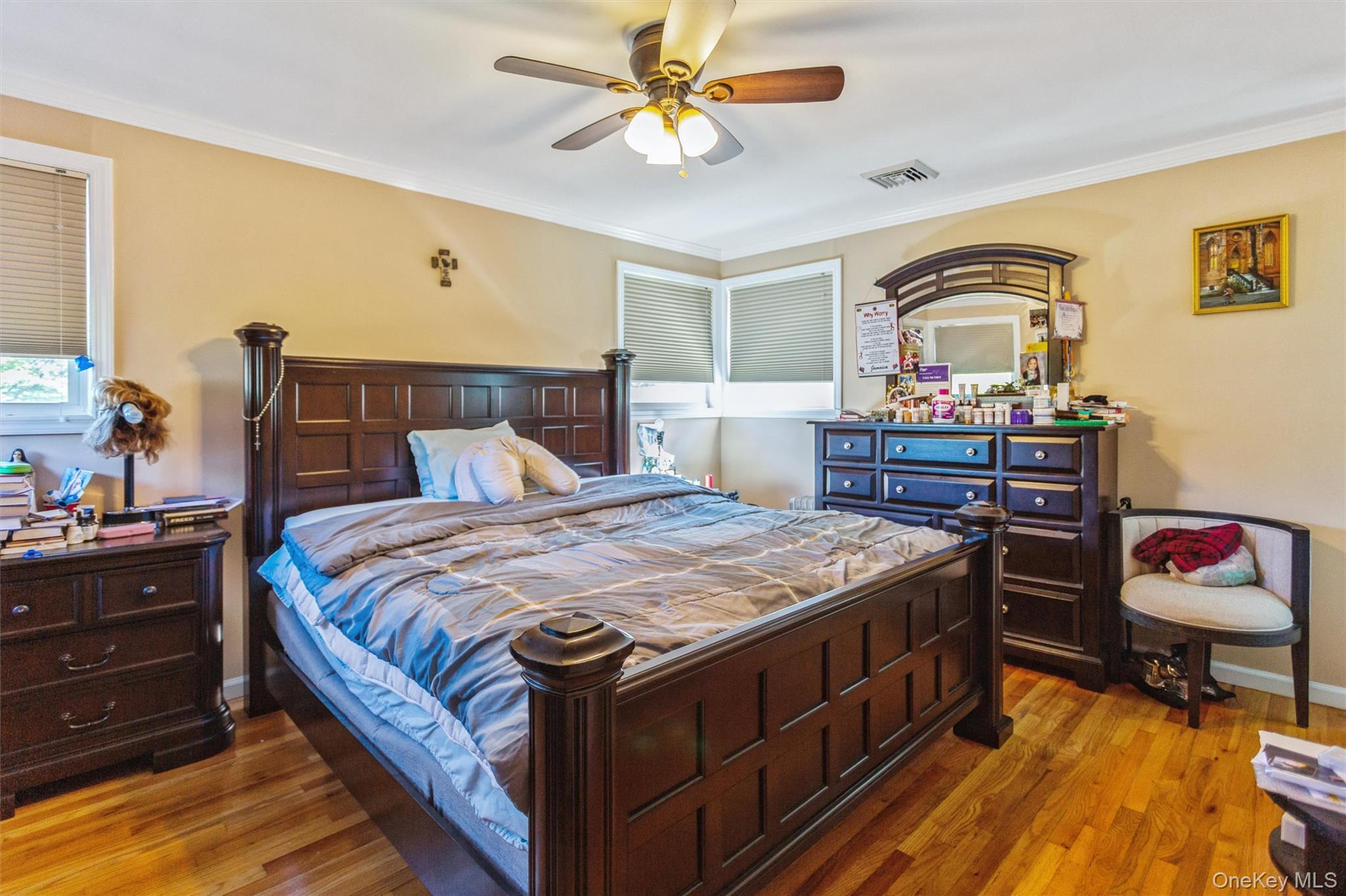 Jericho, New York, 11590, United States, 3 Bedrooms Bedrooms, ,3 BathroomsBathrooms,Residential,For Sale,1960568