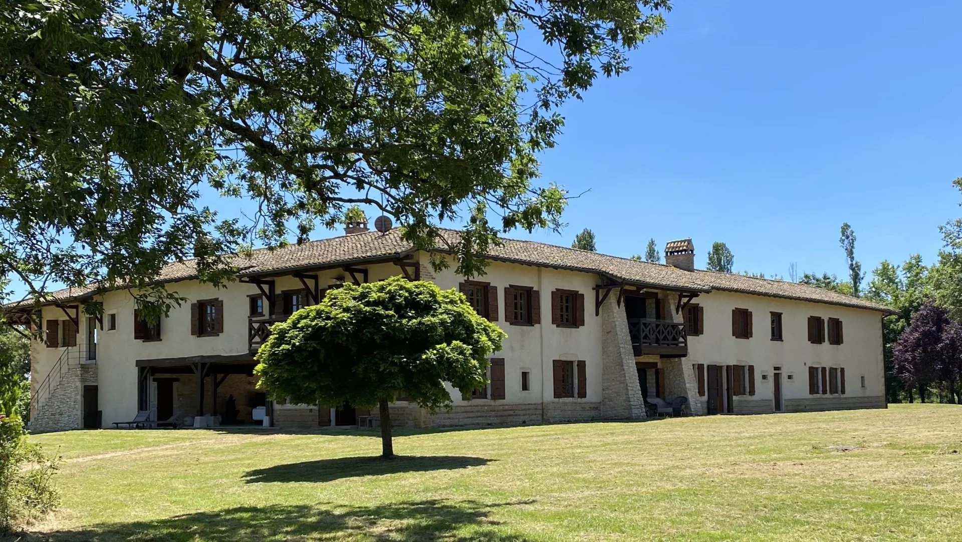 Villars-les-Dombes, Auvergne-Rhône-Alpes, 01330, FR, 7 Bedrooms Bedrooms, ,16 BathroomsBathrooms,Residential,For Sale,1994546