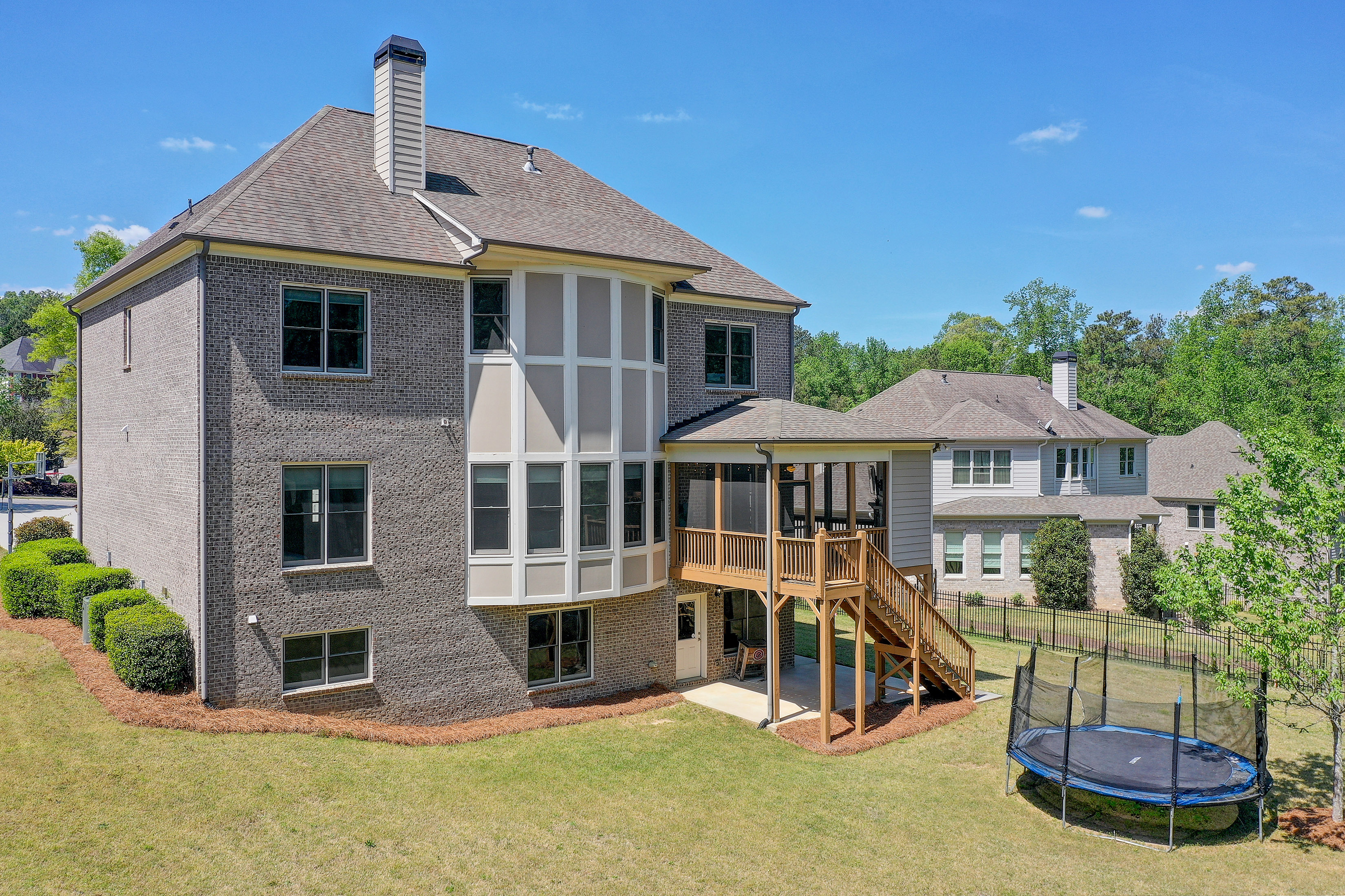  Impeccably Maintained Brick Home with No HOA and an Oversized Lot - 物件實景