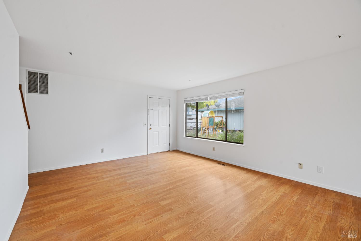 Cotati, California, 94931, United States, ,Residential,For Sale,1900640
