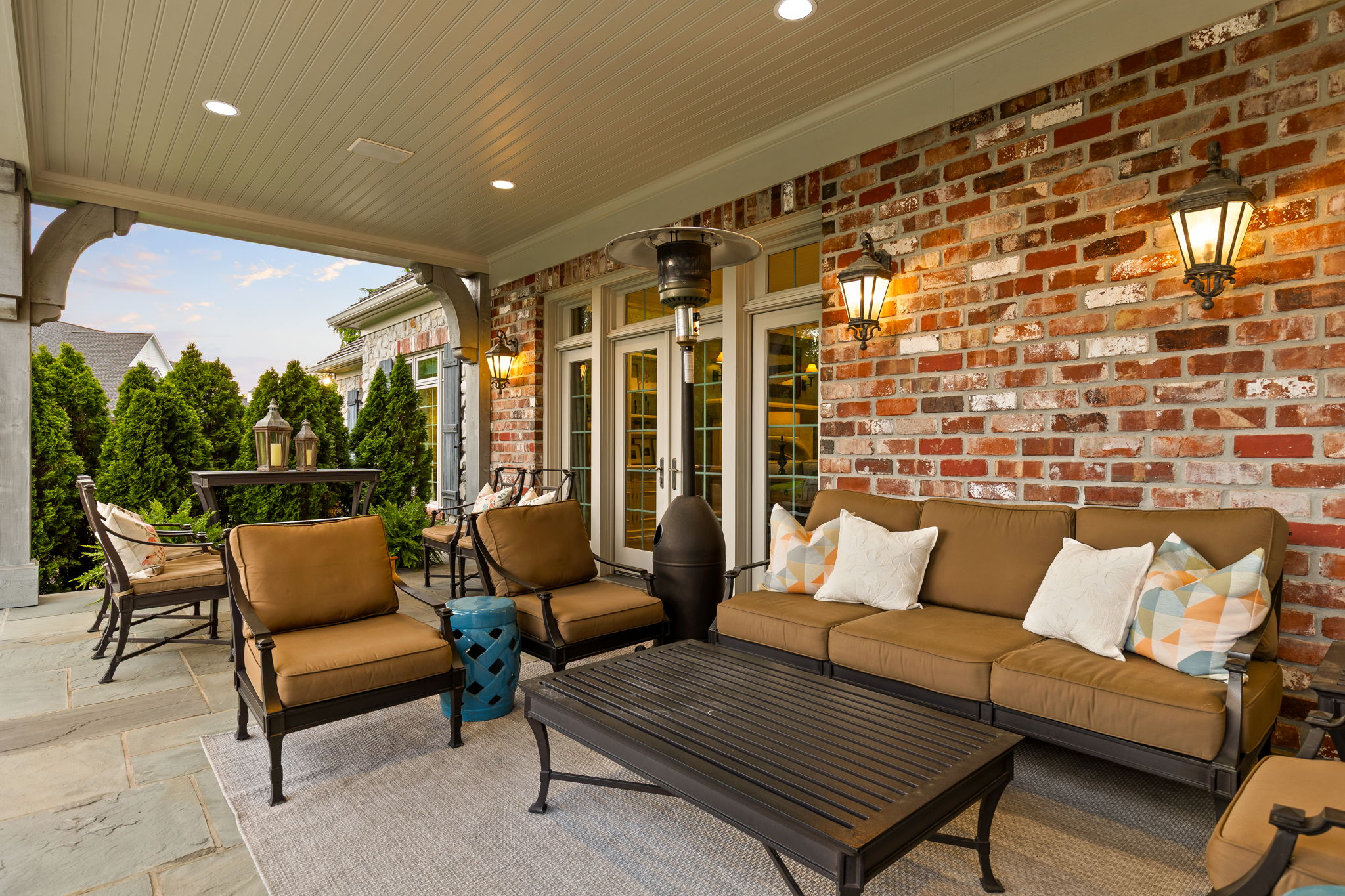  Signature Estate Set on More than 2 Acres in Desirable Zionsville Neighborhood - 物件實景