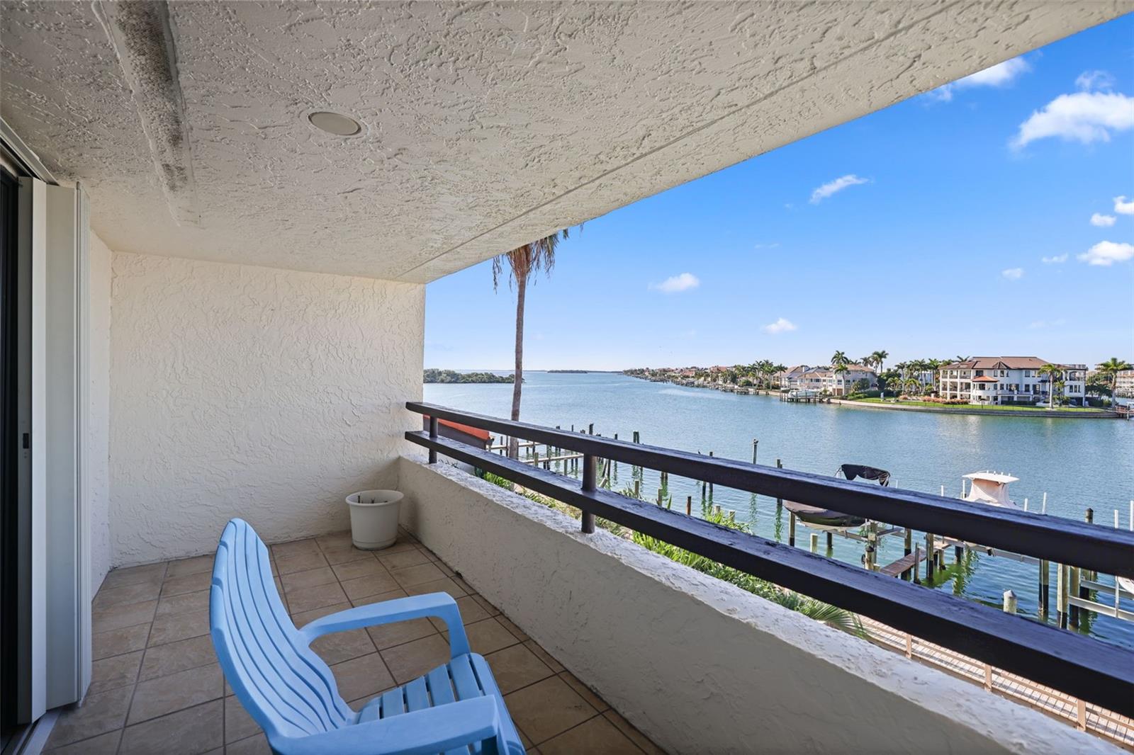 St. Petersburg, Florida, 33715, United States, 3 Bedrooms Bedrooms, ,3 BathroomsBathrooms,Residential,For Sale,1995110