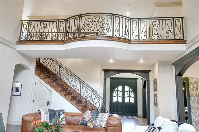 Tahlequah, Oklahoma, 74464, United States, 5 Bedrooms Bedrooms, ,5 BathroomsBathrooms,Residential,For Sale,1810638