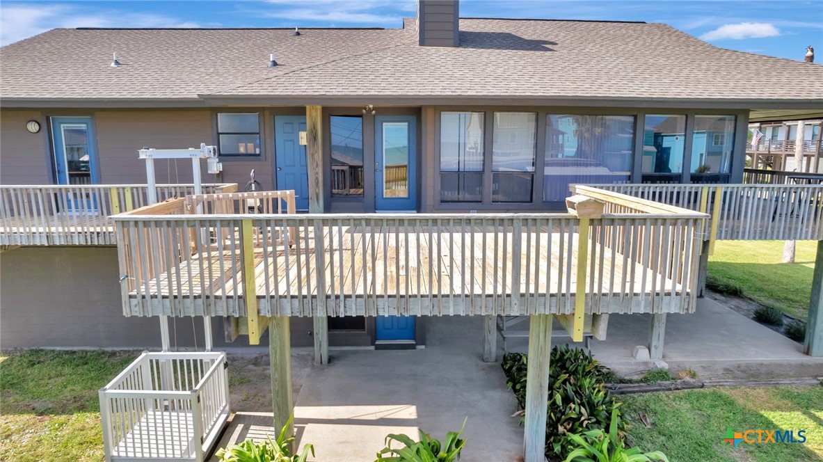 Port O'Connor, Texas, 77982, United States, 5 Bedrooms Bedrooms, ,3 BathroomsBathrooms,Residential,For Sale,1989061