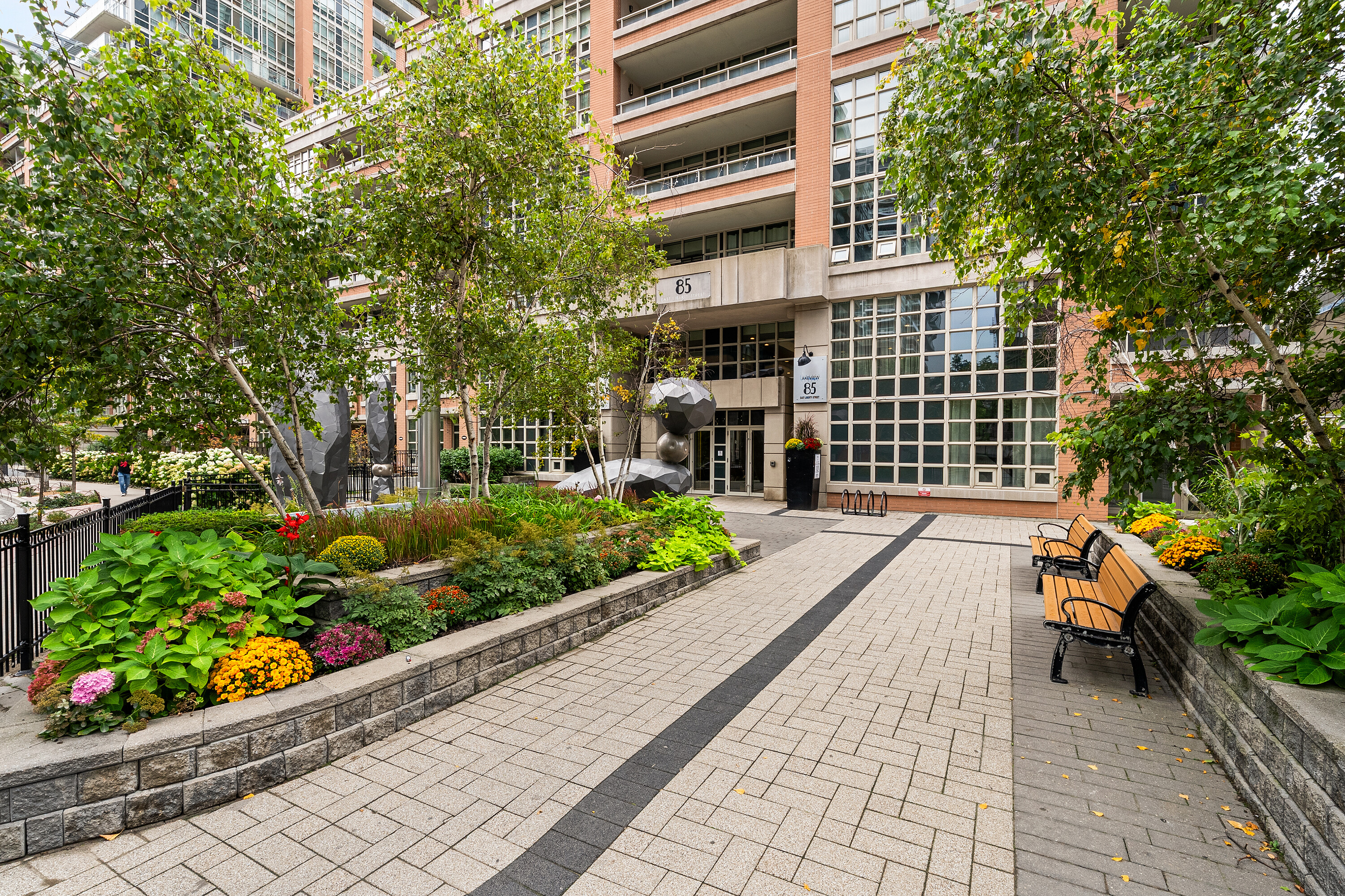  Corner Unit In Liberty Village - 物件實景