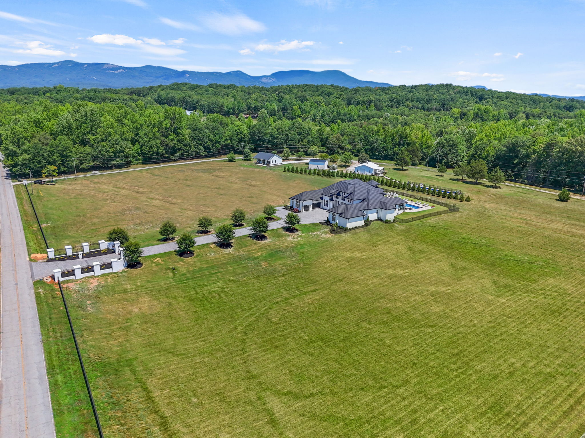  4988 Jordan Road, Greer, SC 29651 - 物件實景