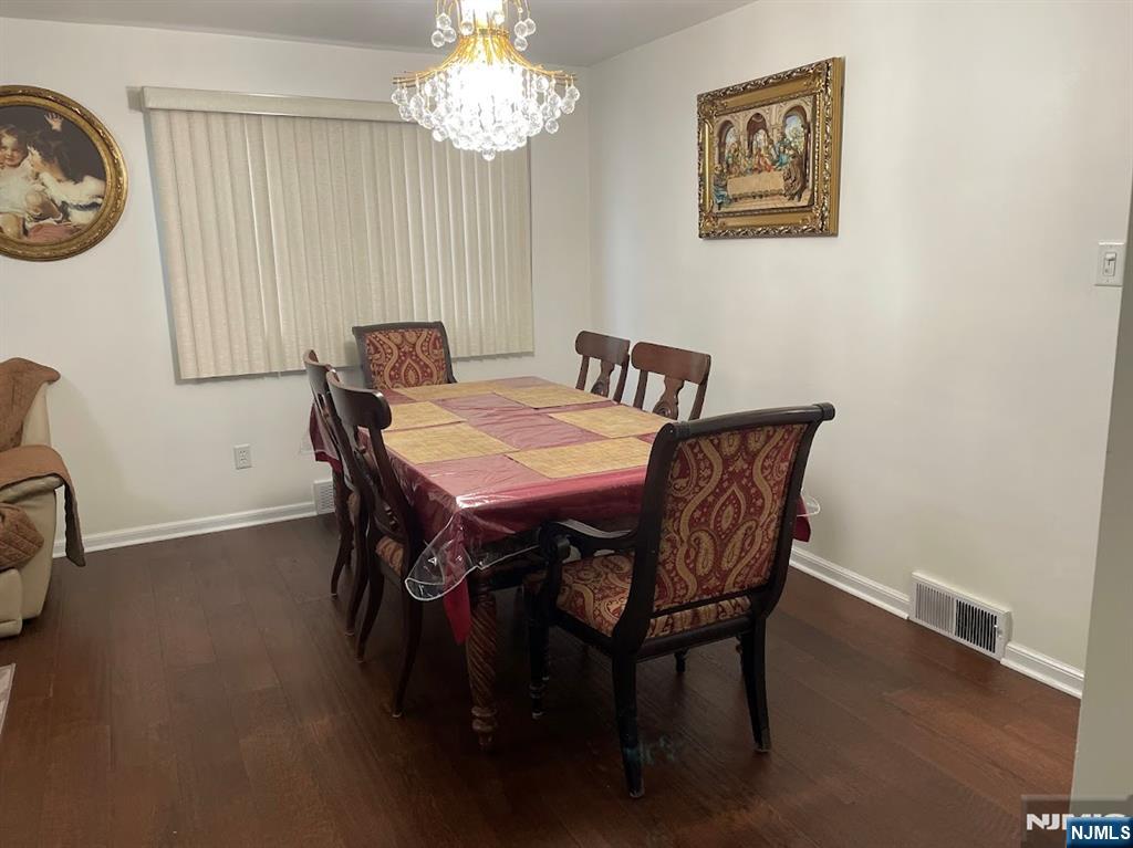 Kearny, New Jersey, 07032, United States, 3 Bedrooms Bedrooms, ,2 BathroomsBathrooms,Residential,For Sale,1852357