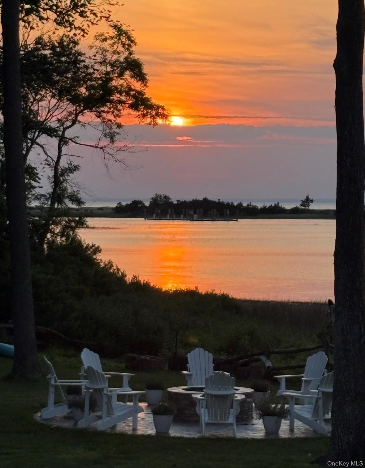 East Setauket, New York, 11733, United States, 5 Bedrooms Bedrooms, ,4 BathroomsBathrooms,Residential,For Sale,2048500