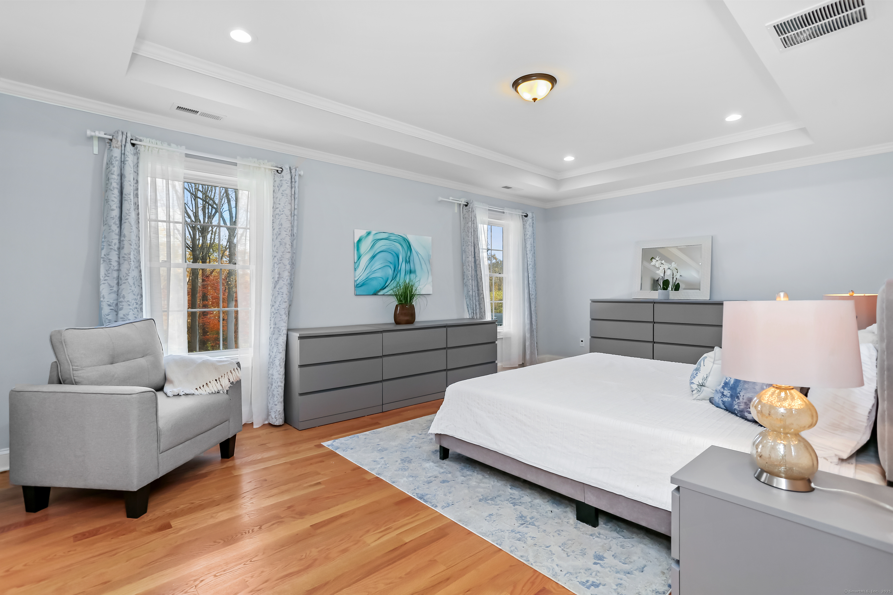 Stratford, Connecticut, 06614, United States, 4 Bedrooms Bedrooms, ,3 BathroomsBathrooms,Residential,For Sale,1987695