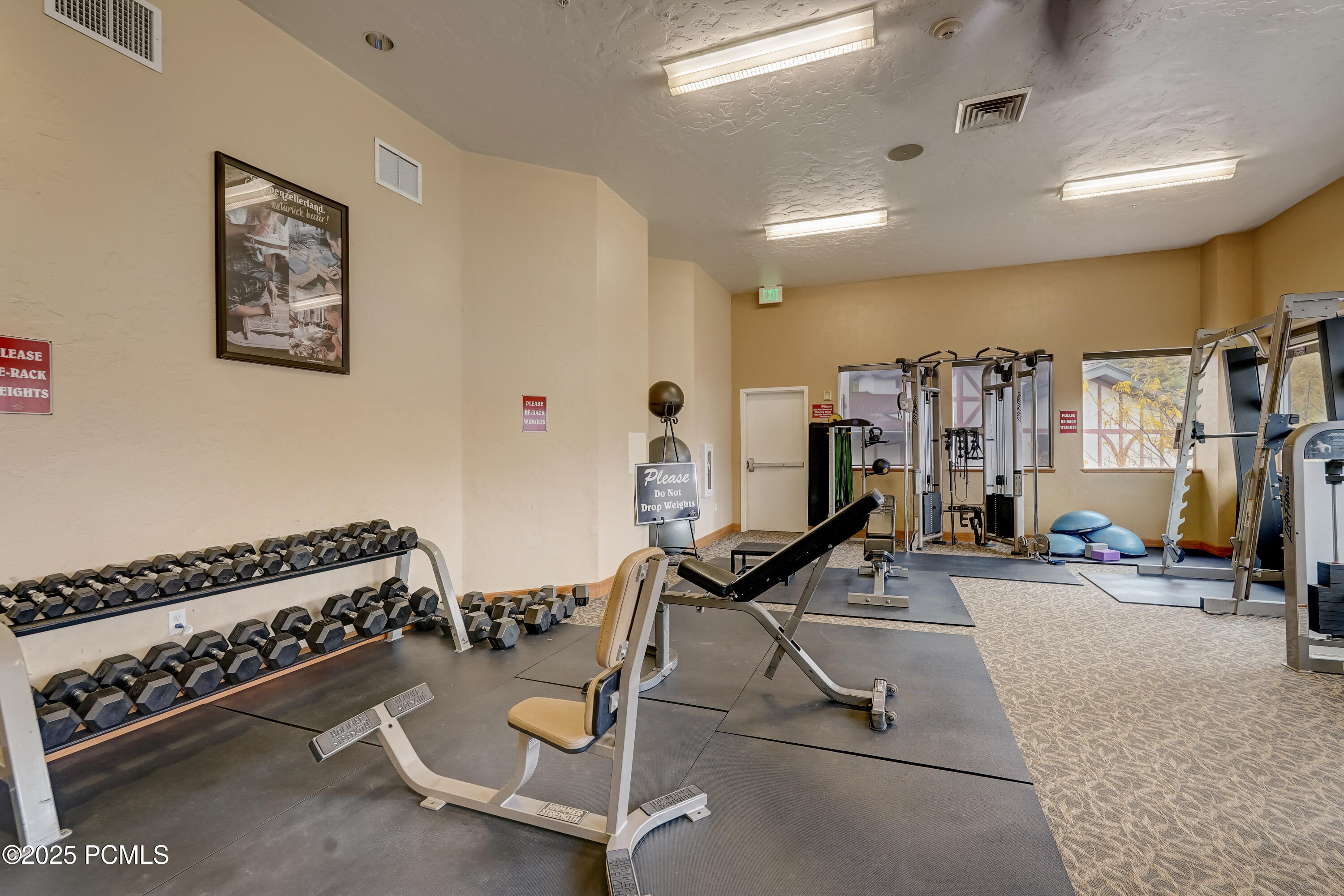 Midway, Utah, 84049, United States, 3 Bedrooms Bedrooms, ,3 BathroomsBathrooms,Residential,For Sale,1826612