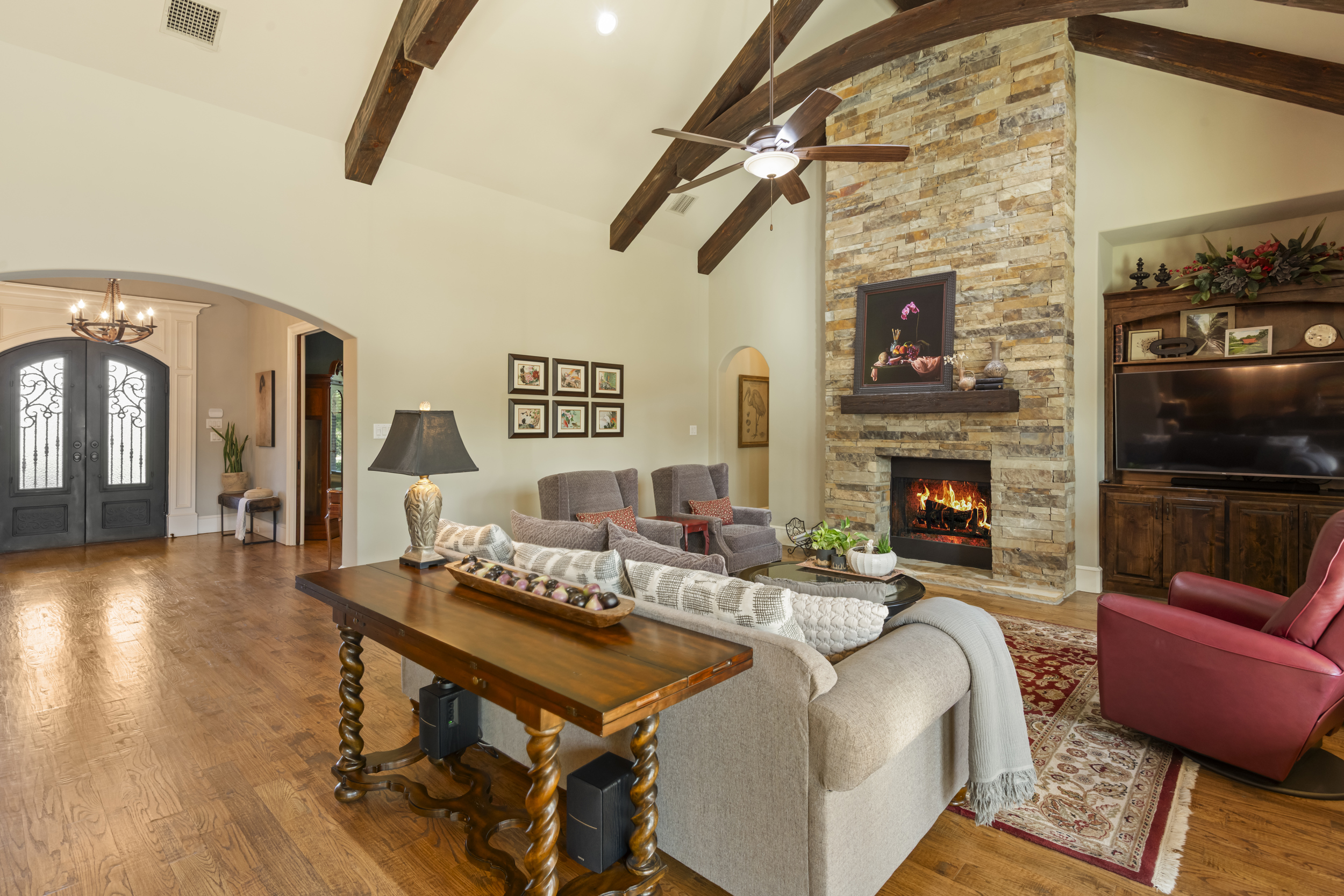  200 Regency Court, Denton, TX, 76210 - 物件實景