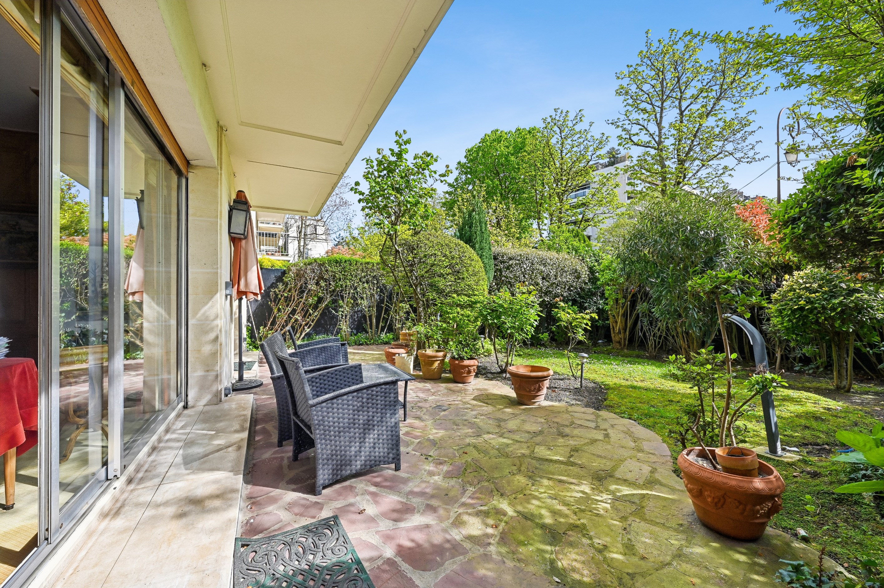  Garden-Level Apartment Facing the Bois de Boulogne - 物件實景