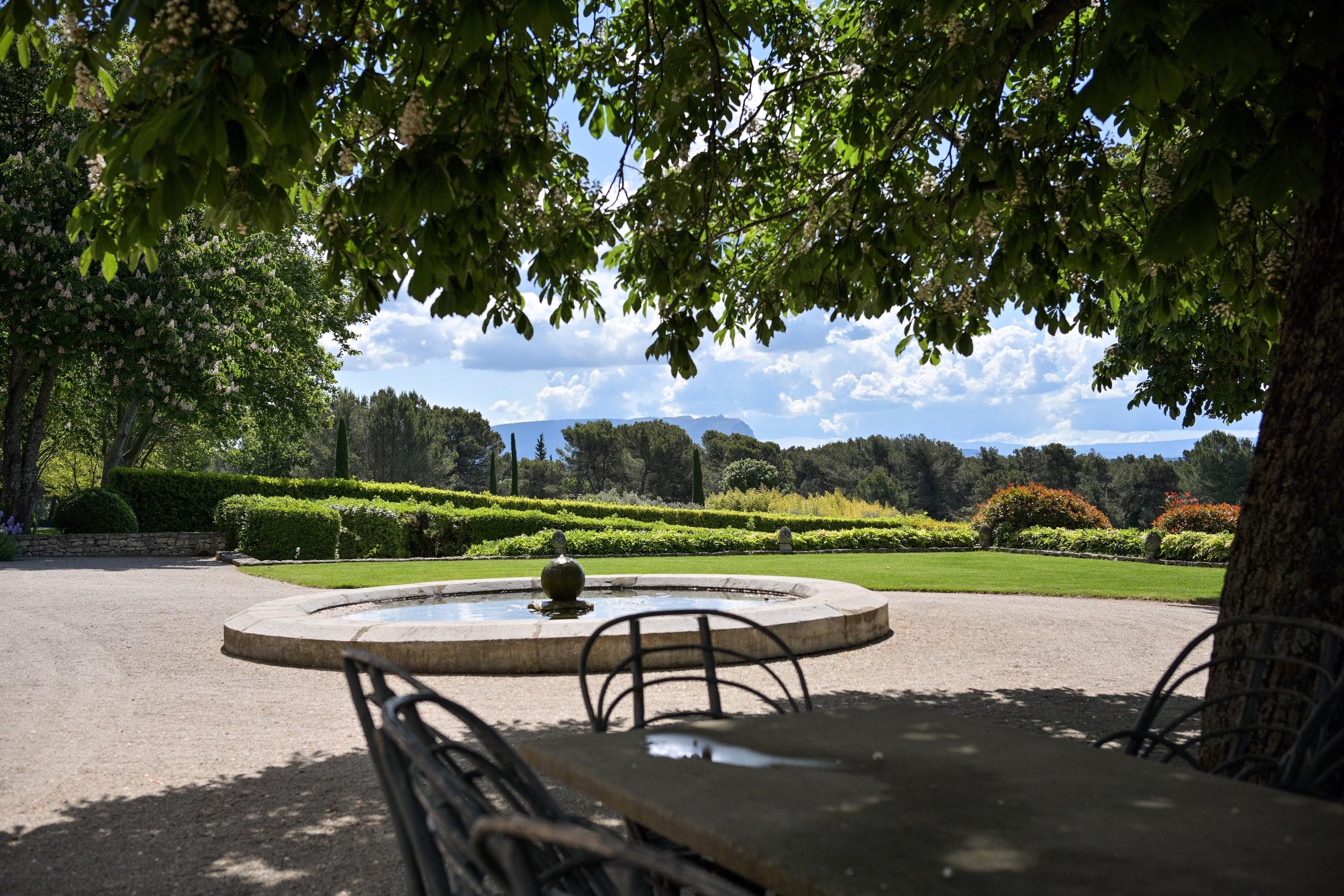  Just Minutes from the Centre of Aix-en-Provence  Exceptional 600 sq.m Bastide … - 物件實景