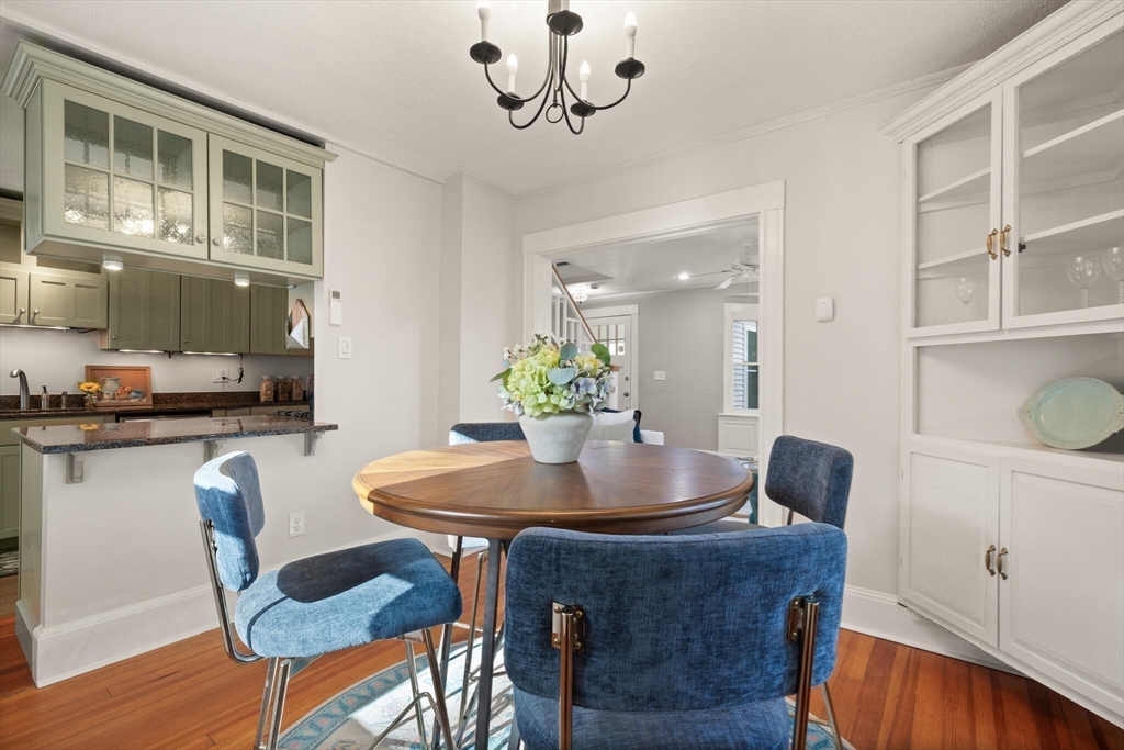 Melrose, Massachusetts, 02176, United States, 3 Bedrooms Bedrooms, ,2 BathroomsBathrooms,Residential,For Sale,1988170