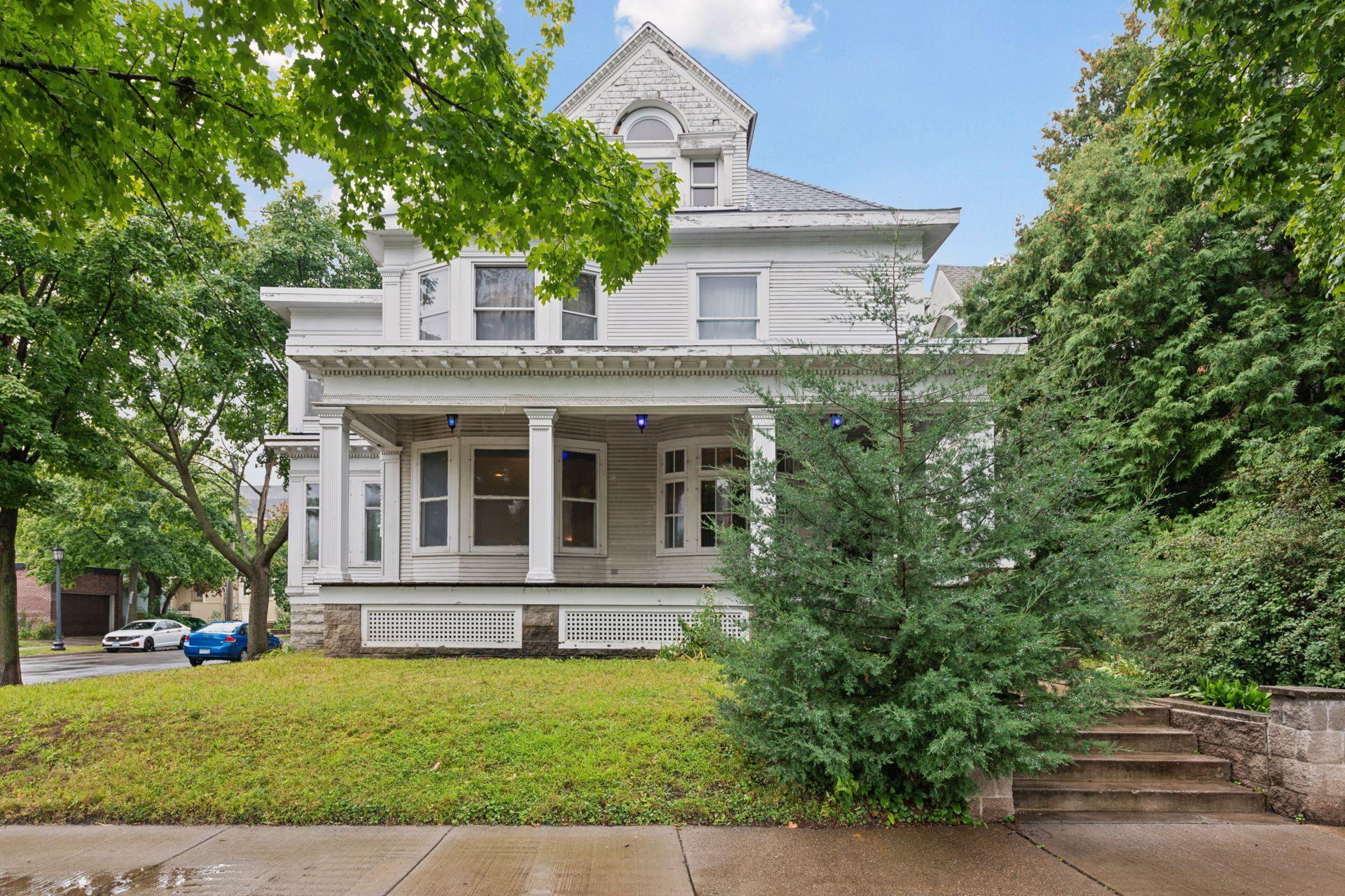 Minneapolis, Minnesota, 55403, United States, ,Residential,For Sale,1948501