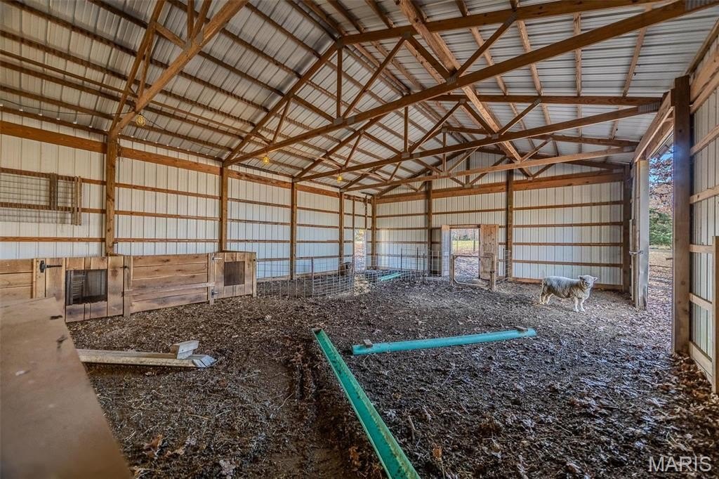 Lebanon, Missouri, 65536, United States, 4 Bedrooms Bedrooms, ,4 BathroomsBathrooms,Residential,For Sale,1976703