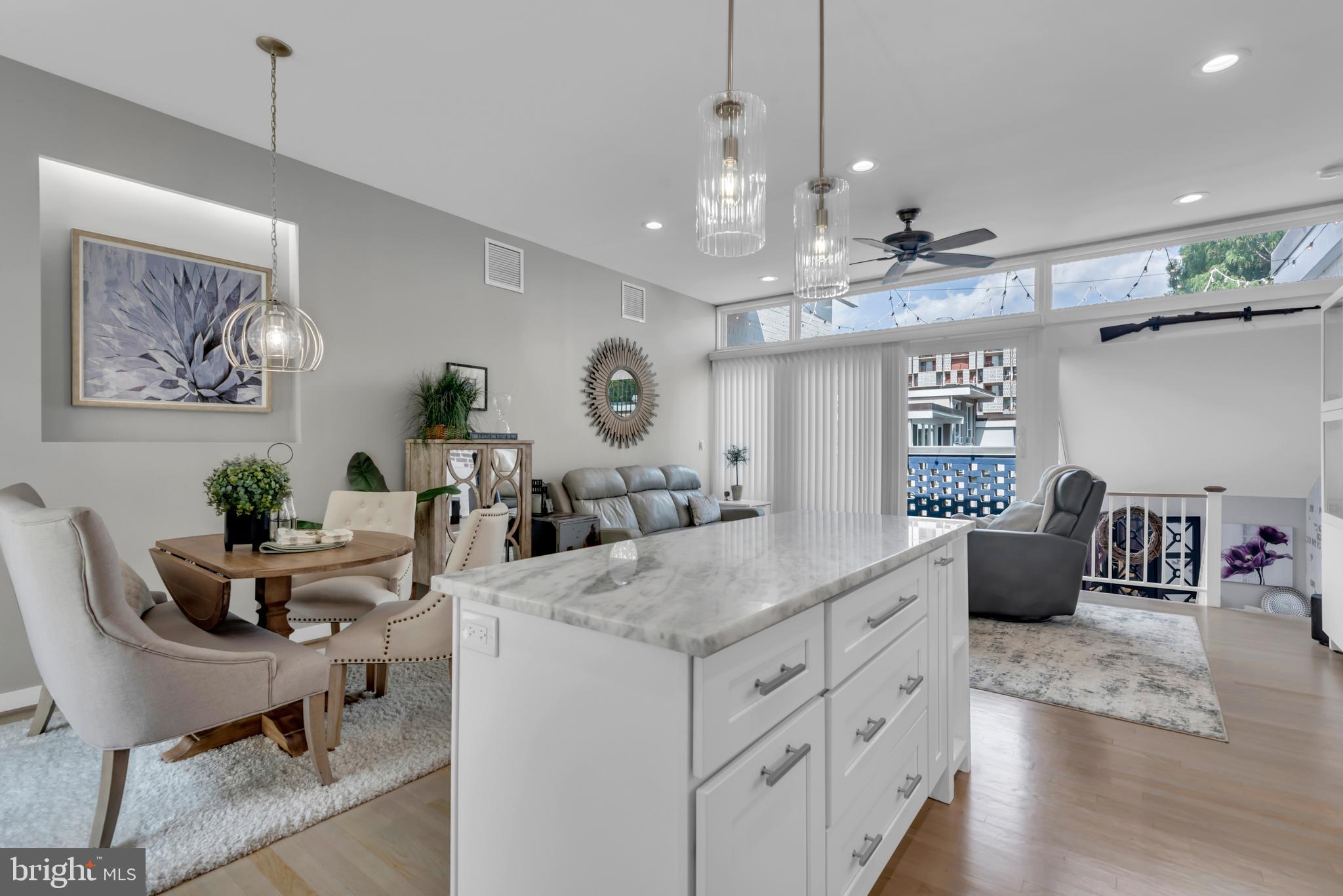 Washington, District of Columbia, 20024, United States, 3 Bedrooms Bedrooms, ,3 BathroomsBathrooms,Residential,For Sale,1943567