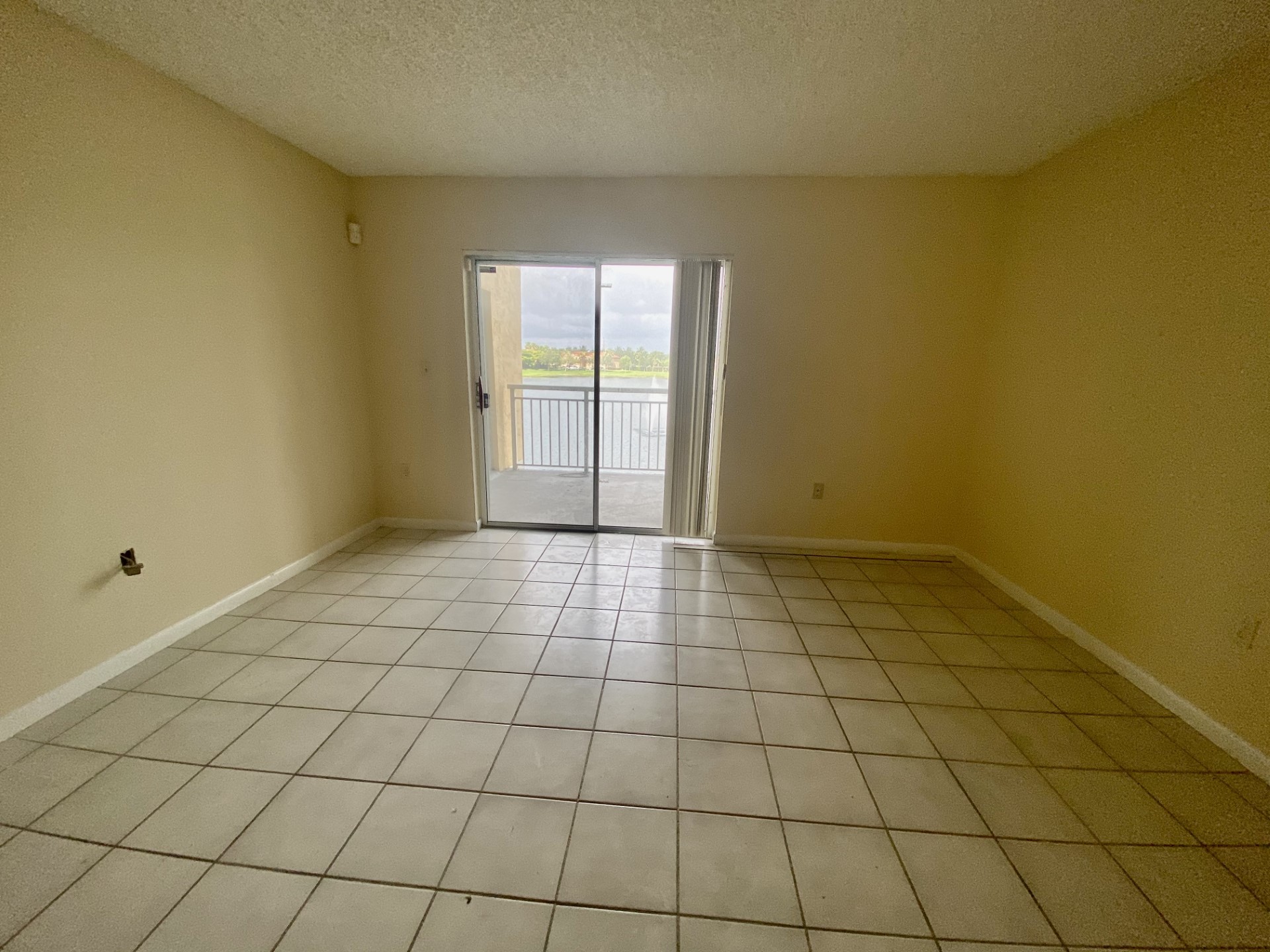  8600 SW 212th St, Cutler Bay, FL, 33189 - 物件實景