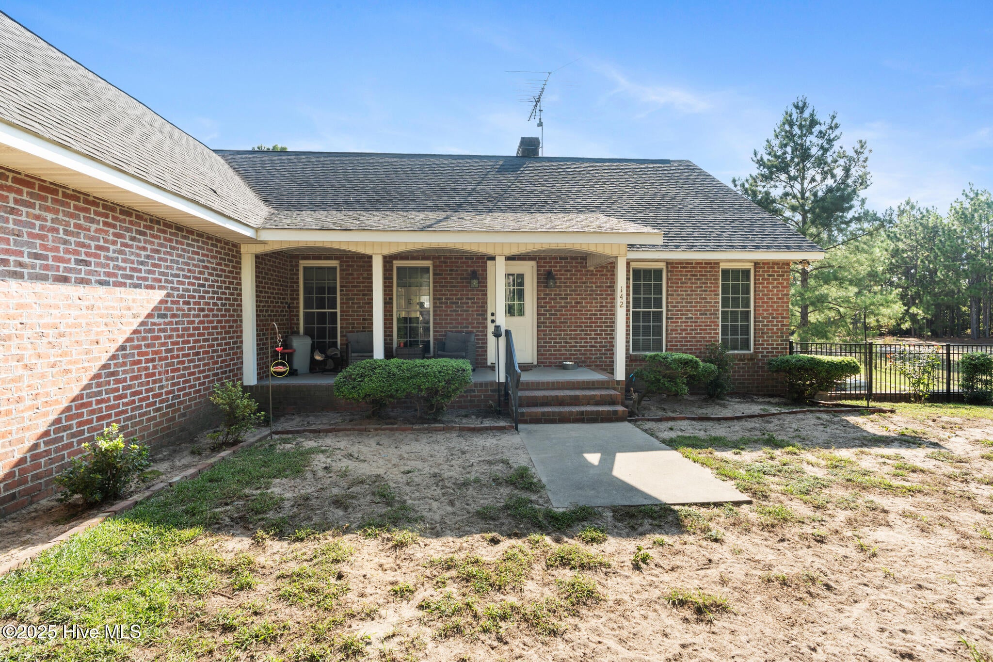Ellerbe, North Carolina, 28338, United States, 3 Bedrooms Bedrooms, ,2 BathroomsBathrooms,Residential,For Sale,1926015